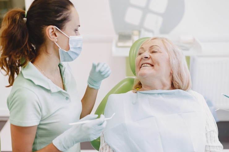 Can Teeth Whitening Damage Gums? How to Prevent Sensitivity & Irritation 