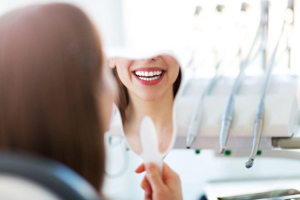 Woman,Having,Teeth,Examined,At,Dentists